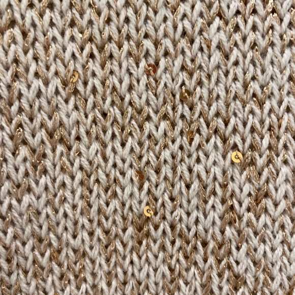 Sparkling Guess “Quinn” Sweater - Picture 4 of 6